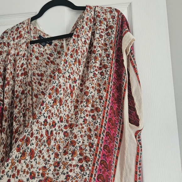 American Eagle Outfitters Red and Cream Swim Coverup - Picture 4 of 7